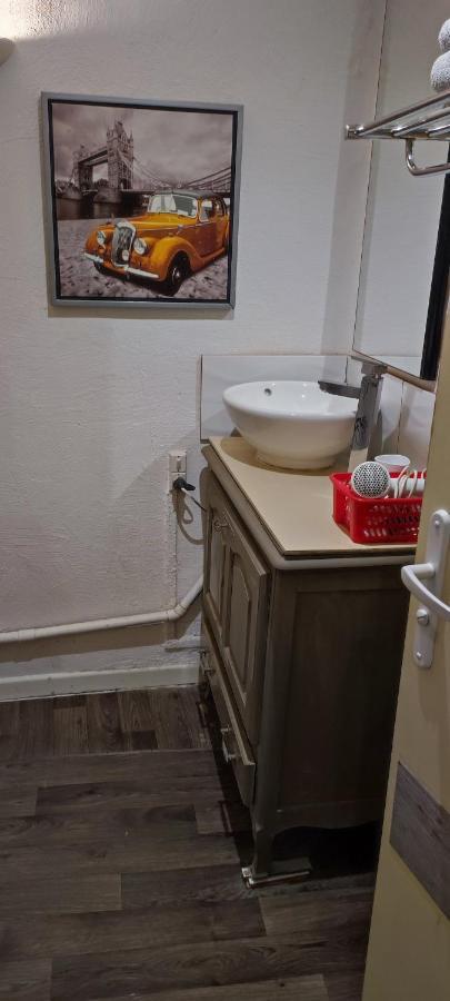 Villa Au Quatre, 2Em Etage Centre Historique Pézenas Esterno foto